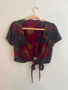 Tie-Front Short Sleeve Crop Top - Multicolor Tie-Dye OS